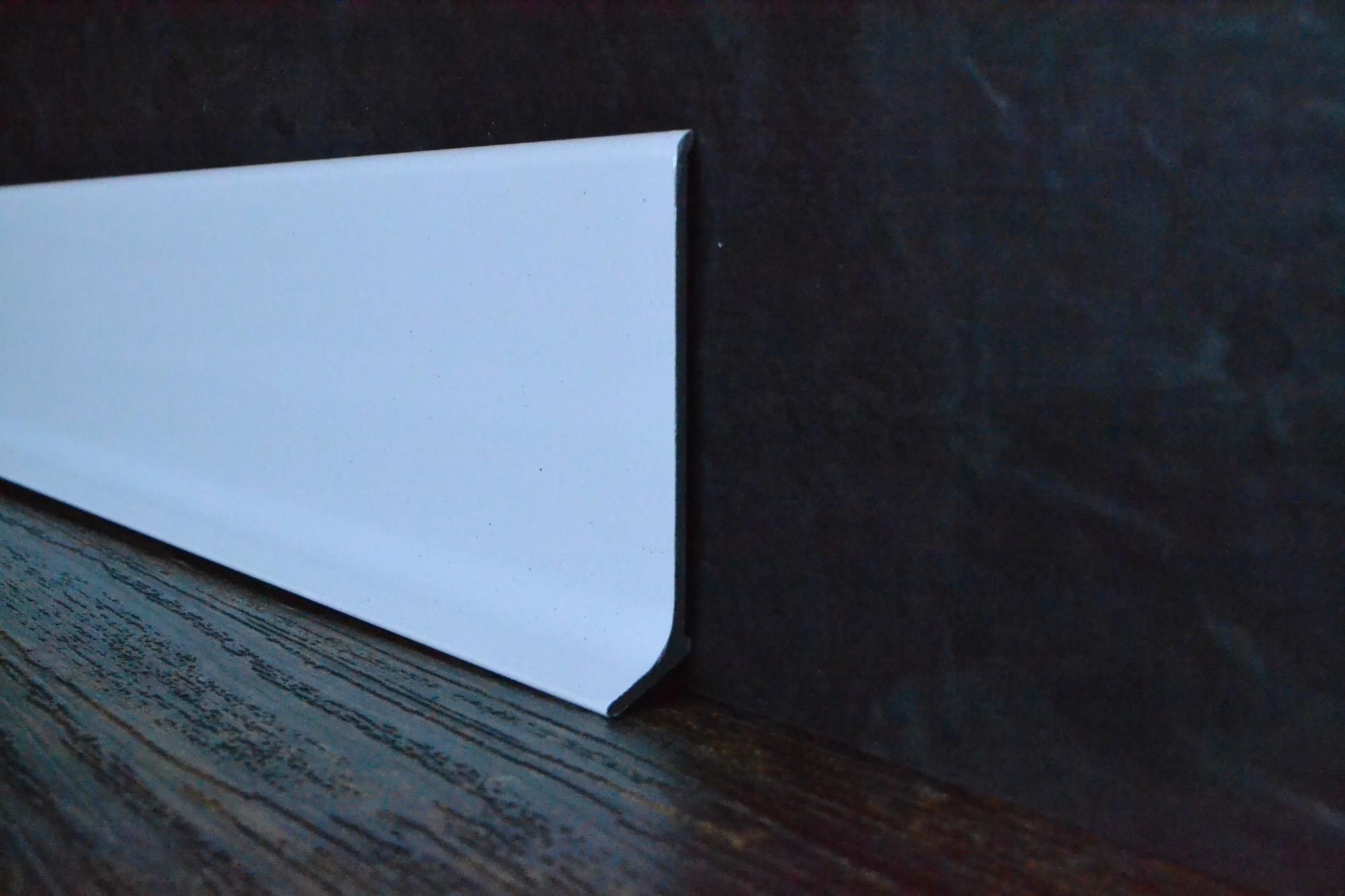 Плинтус алюминиевый L-образный белый (2500*11*60 мм) — купить в Полевском