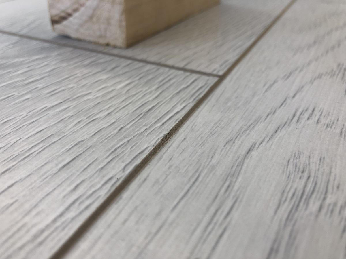 Ламинат "SunFloor" 8/32 4V Вяз Бейкер 36 (1380*193*8 мм) — купить в Полевском