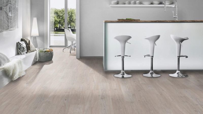 Ламинат Дуб Белый Масляный 33 класс "Krono original" Forte Classic 5552 oak (1285*192*8 мм) — купить в Полевском